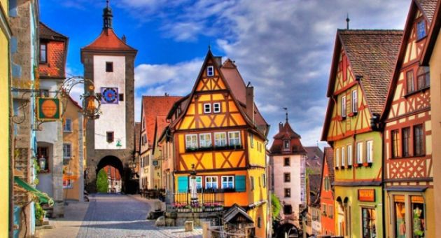 9 điểm du lịch nổi tiếng của Đức