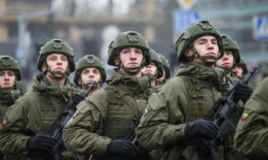 Thành viên NATO tuyên bố sẵn sàng điều quân tới Ukraine