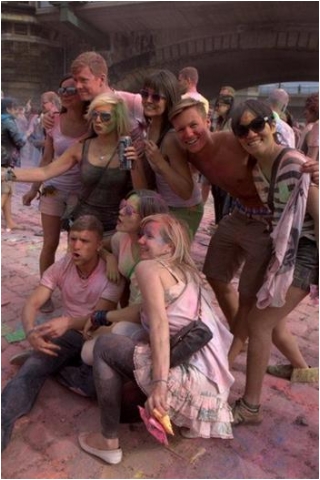 Lễ hội ném bột màu Holi Fest tại Đức_5