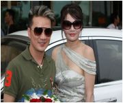 Khi các đại gia "đánh đu" showbiz Việt