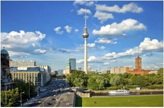 Khám phá thủ đô nước Đức sau 25 năm bức tường Berlin được dỡ bỏ_1