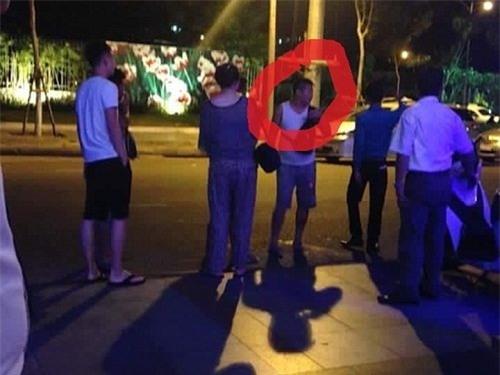 Đà Nẵng xác minh việc khách TQ đốt tiền Việt gây bức xúc - 0