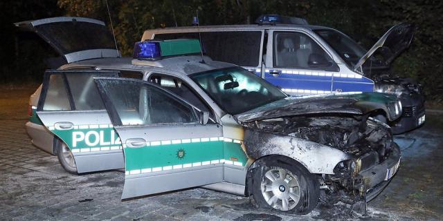 TIN NÓNG: Xe Cảnh sát bị phóng hỏa ở Dresden - 0