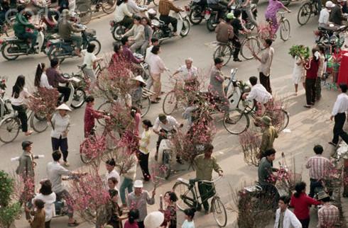 Bâng khuâng hoài niệm Tết thời gian khó - 1