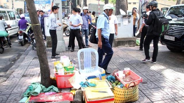 Sai lầm của người phụ nữ bán rong khiến ông Hải cho tịch thu hết hàng hóa - 3