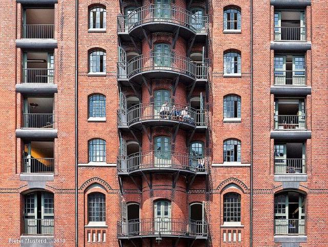 Speicherstadt - Khu nhà kho lớn nhất thế giới trong thành phố cảng Hamburg ở Đức - 4