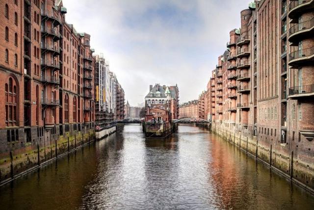 Speicherstadt - Khu nhà kho lớn nhất thế giới trong thành phố cảng Hamburg ở Đức - 7