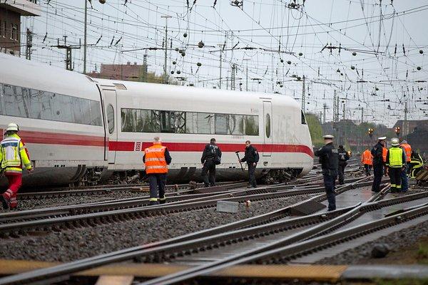 Tàu cao tốc Đức trật bánh ở Dortmund: Nhiều tuyến tàu bị hủy - 0