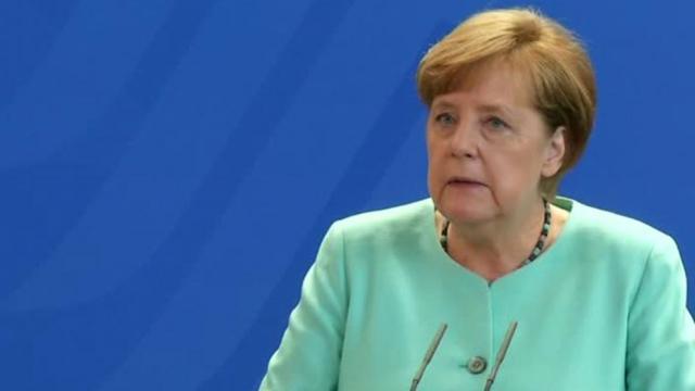 Thủ tướng Đức Merkel tuyên bố sẽ thay Mỹ để giải quyết vấn đề biến đổi khí hậu - 0