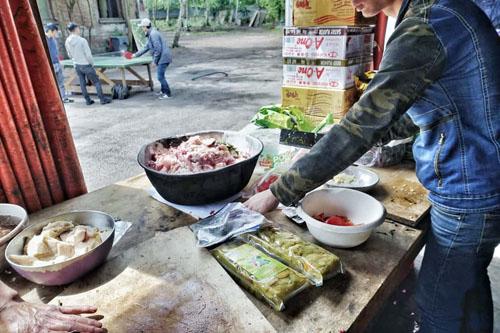 Bên trong trại của người Việt tìm đường nhập cư trái phép vào Anh - 0