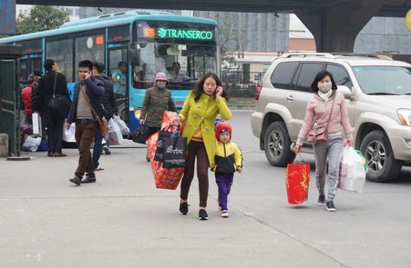  Hà Nội: Hàng vạn người đổ về quê, nhà bến khẳng định không nhồi nhét! - 5