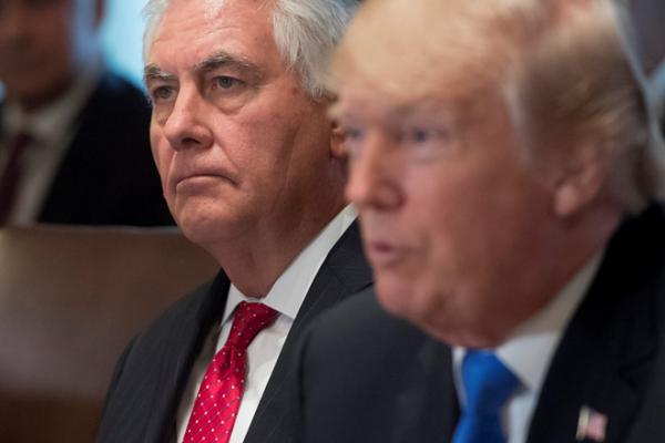 Tổng thống Trump sa thải Ngoại trưởng Tillerson sau 14 tháng sóng gió - 0