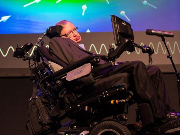 Nhà vật lý thiên tài Stephen Hawking qua đời ở tuổi 76 - 1