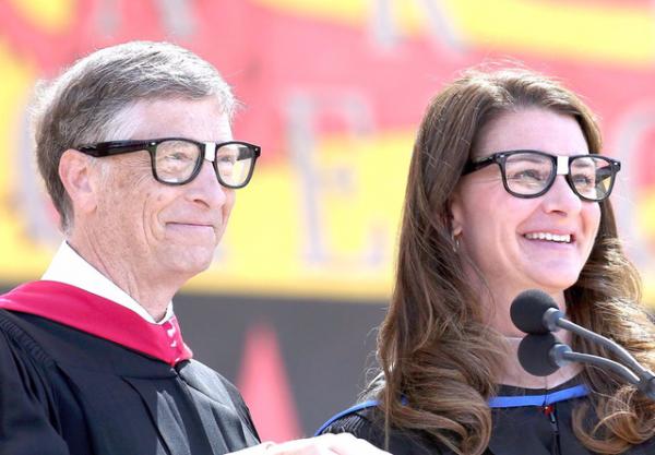 Cả hội trường sinh viên ồ lên khi Bill Gates trả lời câu hỏi: “Điều hối tiếc nhất trong quãng thời gian còn ở Harvard là gì?” - 0