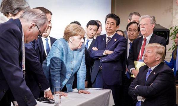 Đức tung ảnh Trump đối đầu với các lãnh đạo G7 - 0