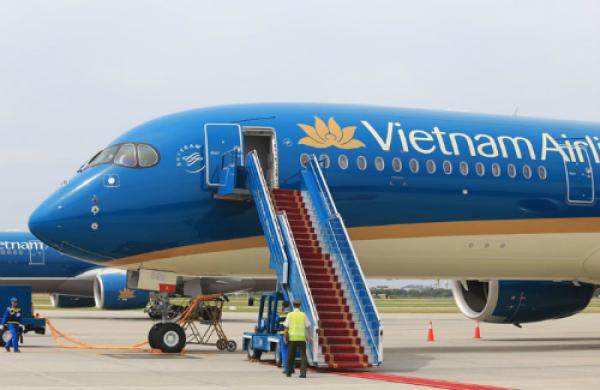 Nhiều phi công Vietnam Airlines xin thôi việc - 1