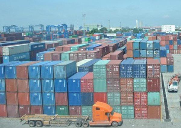 Trung Quốc ngưng nhập khẩu, Việt Nam trở thành “bãi chứa” container phế liệu! - 1