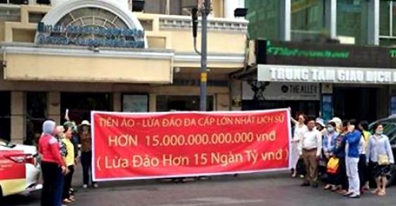 42 1 Nhung Vu Lua Dao Tien Ao Gay Chan Dong Viet Nam