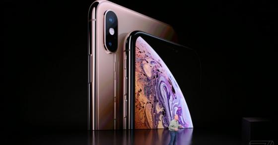 42 1 Apple Ra Mat Iphone Xs Va Iphone Xs Max Ho Tro 2 Sim Chip A12 Bionic Bo Nho Trong 512gb Chong Nuoc Ip68 Them Mau Vang Gia Cao Nhat 1449 Usd