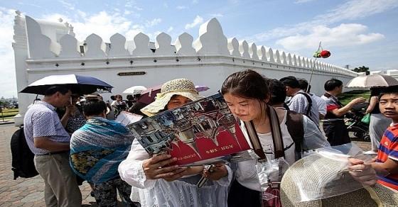 42 1 Thai Lan Dieu Dung Vi Khach Du Lich Trung Quoc Quay Lung