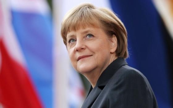 42 1 Forbes Ba Merkel Nam Thu 8 Lien Tiep La Nguoi Phu Nu Quyen Luc Nhat The Gioi