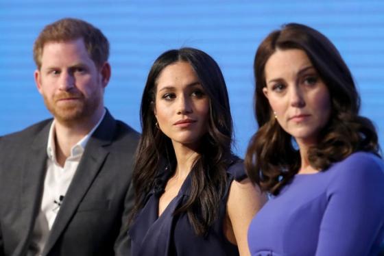 42 2 Cong Nuong Kate Tiep Tuc Roi Nuoc Mat Vi Hanh Dong Khieu Khich Nay Cua Em Dau Meghan