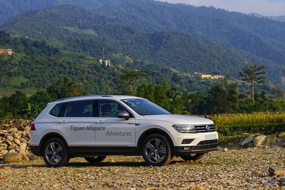 42 1 Volkswagen Tiguan Allspace  Xe Duc Thuc Dung Cho Nguoi Viet