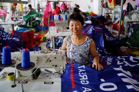 42 4 Co Tranh Cu Cua Ong Trump 2020  Made In China