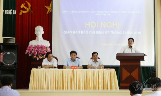 42 1 Ong Le Hoang Anh Tuan Xung Danh Nha Bao Quoc Te La Long Danh