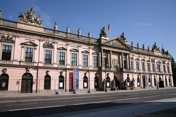 42 2 Nhung Trai Nghiem Tuyet Voi Khi Du Lich Frankfurt  Thanh Pho Lon Nhat Cua Duc