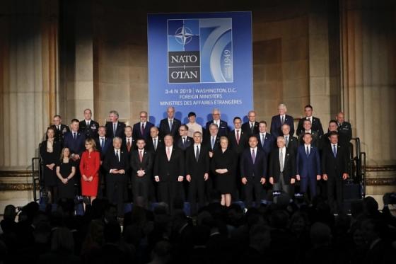 42 1 Cai Cach Nato Duc Duoc Goi Ten Truoc Tien