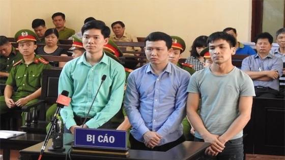 42 1 Neu Phien Toa Phuc Tham Van Tuyen Bi Cao Luong Toi Danh Vo Y Lam Chet Nguoi Se Tao Ra Tien Le Vo Cung Nguy Hiem