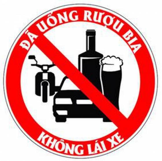 42 2 Ha Noi Di Bo Keu Goi Hanh Dong Da Uong Ruou Bia   Khong Lai Xe