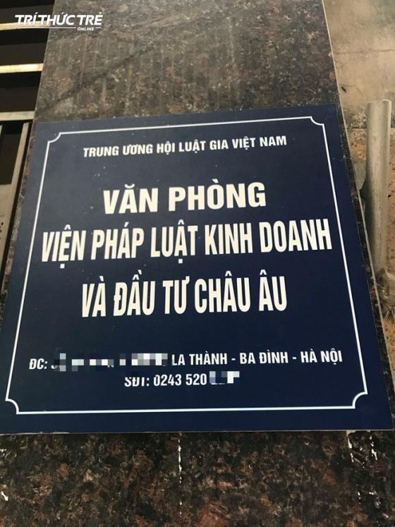 42 3 Thuoc Cap Cua Ong Le Hoang Anh Tuan Cung La Nha Bao Quoc Te Duoc Trao Bang Ts Danh Du