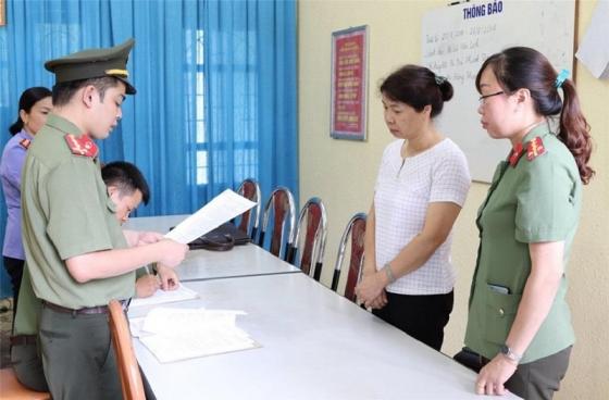 42 1 Thi Sinh Duoc Nang Gap Doi Diem Do Giao Vien Cham Au