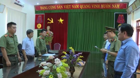 42 1 Giam Doc So Gd Dt Son La Het Duong Nghi Huu Cho Bai Nhiem