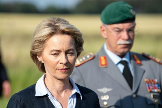42 2 Ba Merkel Run Ray Khien Chau Au Lo Lang Ve Khoang Trong De Lai
