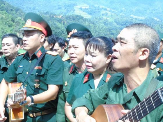 42 4 Chien Tranh Bien Gioi Vi Xuyen Chet Hoa Thanh Bat Tu