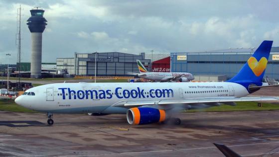 42 1 Tong Hang Du Lich Thomas Cook Ngung Hoat Dong