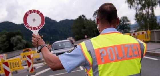 42 1 Ch Ao Keo Dai Kiem Soat Bien Gioi Voi Slovenia Va Hungary