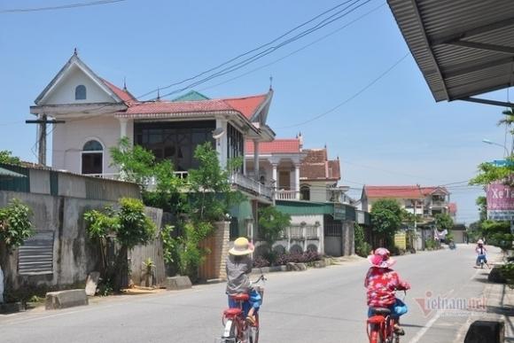 42 4 Ac Mong Cua Nguoi Dan Ong Ha Tinh 7 Lan Chui Bam Container Sang Anh