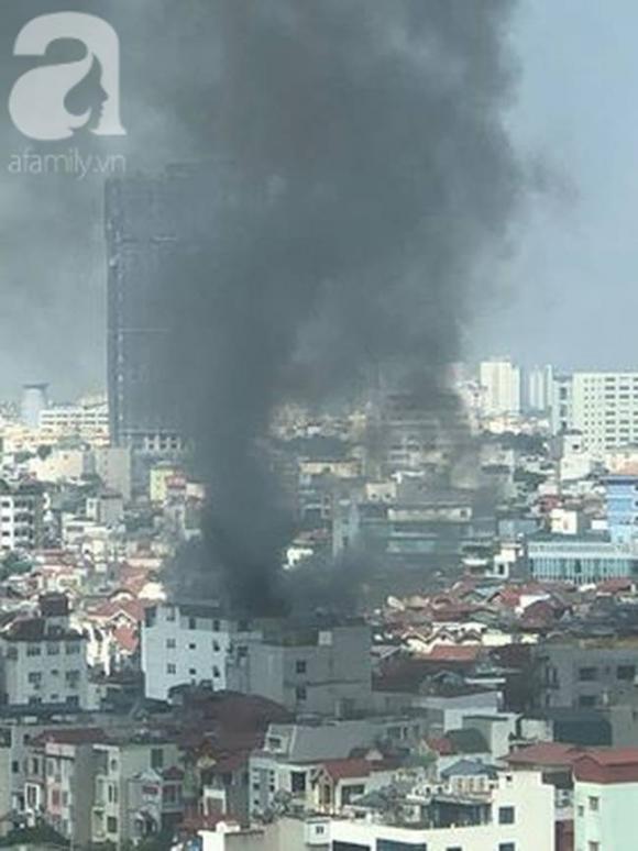 42 1 Chay Lon Tai Ha Noi Khoi Den Boc Nghi Ngut Khien Nhieu Nguoi Dan Lo Lang