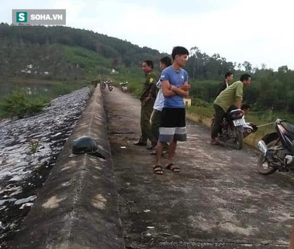 42 2 Ba Noi Khai Nho Chau Cho Den Dap Bau Ganh Roi Xo Chau Xuong Dap Nuoc Tu Vong