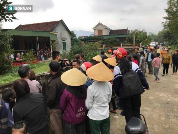 42 3 Hang Nghin Nguoi Don Thi The Cac Nan Nhan Tu Vong Trong Thung Xe Cotainer O Anh Ve Que Nha Nghe An Ha Tinh