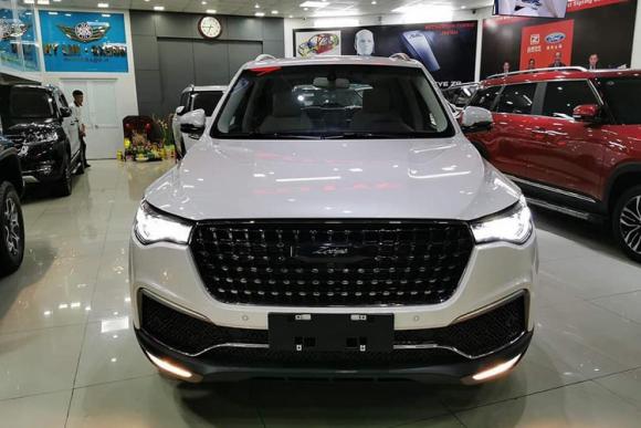 42 6 Co Nen Mua Xe Tau Zotye Z8l Moi Hon 700 Trieu O Viet Nam