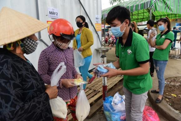 42 4 Nhan Ban Atm Gao Lan Toa Yeu Thuong Tu Nam Chi Bac