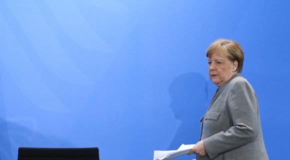 42 1 Thu Tuong Merkel Khong Ban Ra Tan Vao Lenh Han Che Vi Covid 19