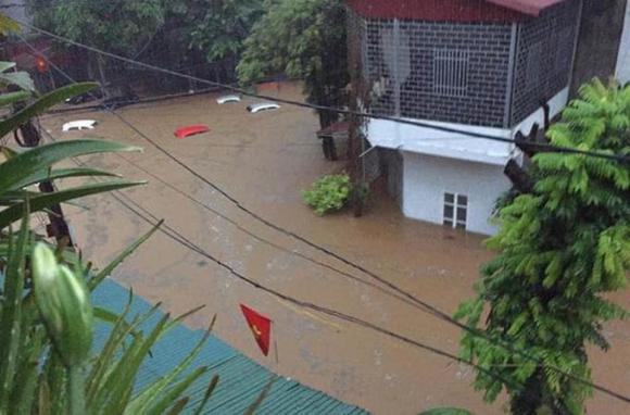 42 1 Ha Giang Chim Trong Bien Nuoc 3 Nguoi Thuong Vong Hang Loat Xe Hoi Troi Dat