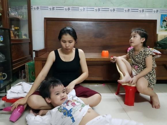 42 4 Nguoi Me Sinh 5 Duy Nhat O Viet Nam Nhieu Khi Toi Stress Muon Buong Xuoi