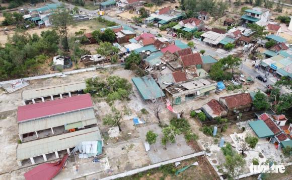 42 3 Nguoi Dan Ha Tinh Quay Cuong Voi Loc Xoay